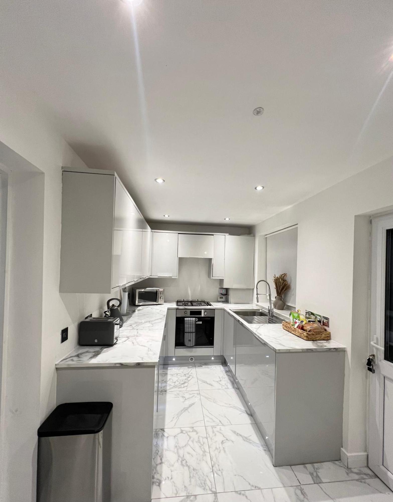 Entire House - Near Etihad Stadium And Central Manchester Exteriör bild